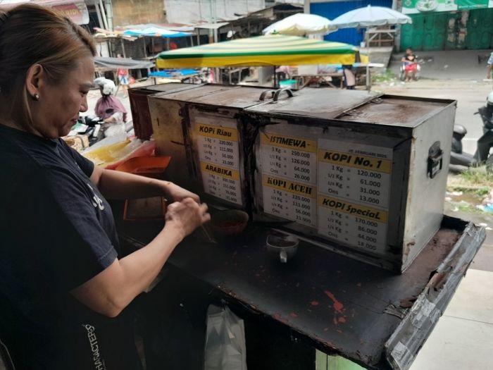 Toko Setia Jaya, Peracik Kopi Legendaris di Jalam M Yamin Pekanbaru