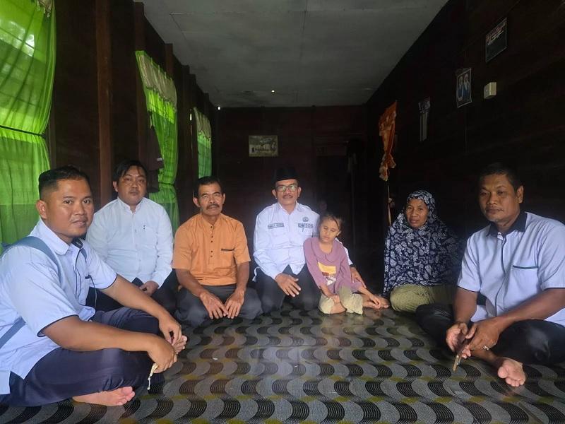 Jennaira Asiyah dan Deni Abizar, Siswa Disabilitas Ganguan Mata Kini Ditangani Dinas PPPA Siak