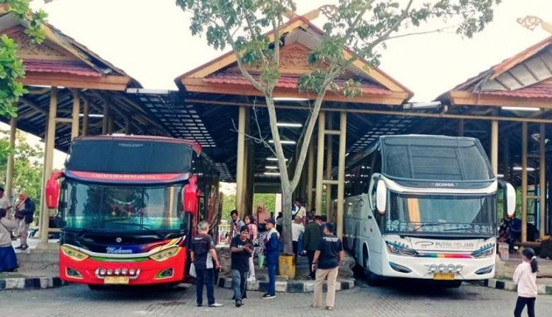 Mudik Mulai Ramai! Penumpang Terminal BRPS Pekanbaru Naik 20 Persen, Puncak Diprediksi 17–18 Maret