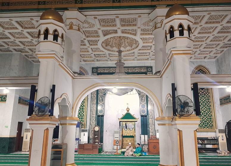 Masjid Raya Senapelan Jadi ‘Magnet’ di Penghujung Ramadan, Jemaah Berbagai Daerah Ramaikan Iktikaf