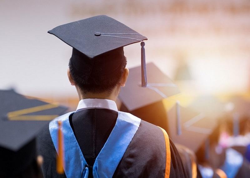 Kemendikti Kaji Prodi Tak Relevan Industri, Ilmu Sosial dan Keguruan Banyak Tidak Terserap