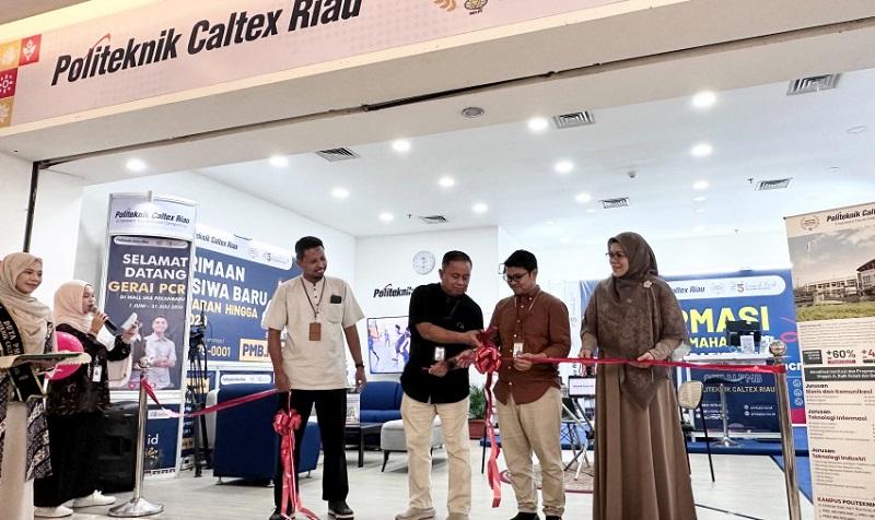 Politeknik Caltex Riau Buka Gerai PMB di Mal SKA, Sediakan Layanan Seleksi dan Registrasi