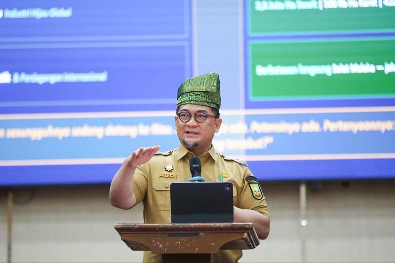 Sekda Riau Dorong Mahasiswa KIP-K Perkuat Inovasi dan Kapasitas Diri di Era Digital