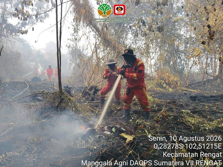 Karhutla Belum Padam, Manggala Agni Perkuat Operasi di 7 Titik Rawan Riau