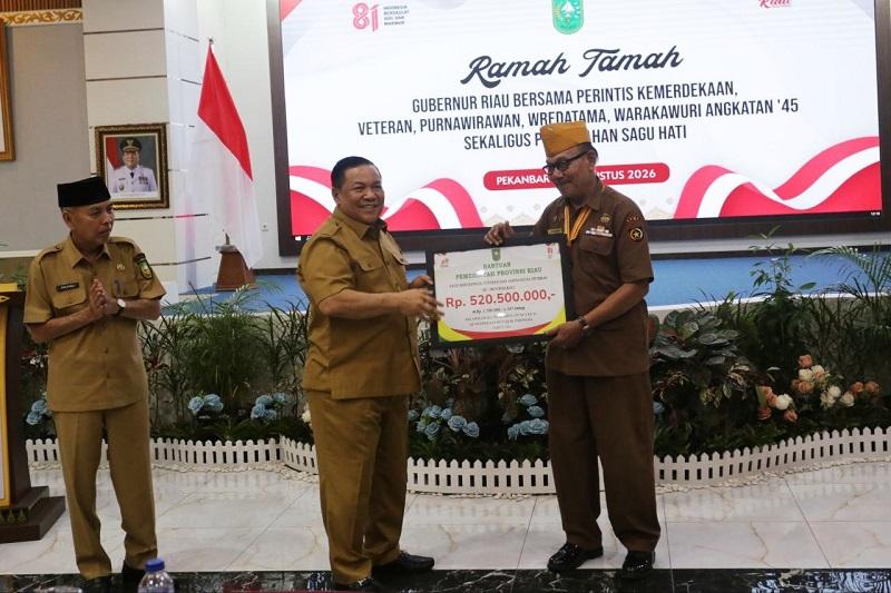 Hormati Jasa Pejuang, Pemprov Riau Salurkan Sagu Hati Rp520,5 Juta kepada 347 Veteran