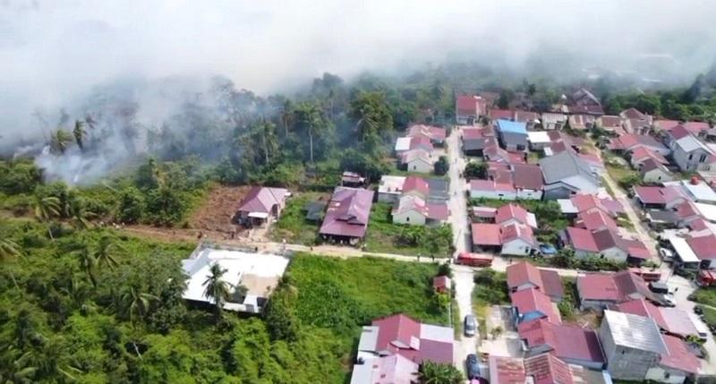 Api Hanya 30 Meter dari Rumah Warga, Karhutla Hanguskan Hampir 10 Hektare di Tembilahan