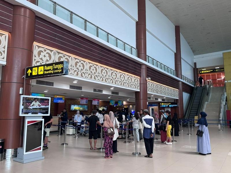Erupsi Anak Gunung Krakatau, 70 Persen Penumpang Bandara SSK II Pekanbaru Terdampak