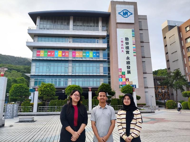 Unri Kirim Tiga Mahasiswa ke Taiwan, Tempuh Program Fast Track Sarjana–Magister
