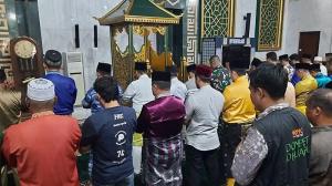 Semarak Ramadhan di Masjid Raya Senapelan, Syekh Asal Yaman Pimpin Tarawih Sebulan Penuh