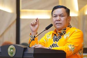Kemarau Akan Lebih Lama, Plt Gubri: Tak Boleh Ada Daerah Abai, Semua Harus Siaga Karhutla