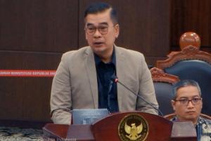 ADI Perjuangkan Kenaikan Gaji Dosen di MK, Tuntut Upah Minimal 2 Kali UMR