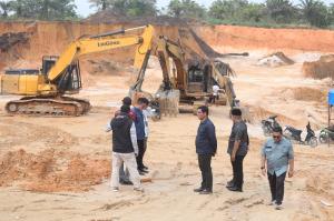 Ketahuan Beroperasi Tanpa Izin, Pemprov Riau Hentikan Sementara Dua Lokasi Tambang di Kampar