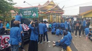 Gelombang Protes Mahasiswa Berlanjut, UIN Suska Bawa Deretan Tuntutan ke DPRD Riau