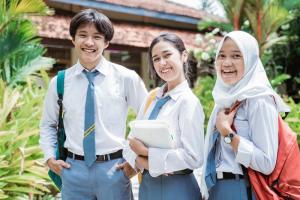 Jelang Penutupan SPMB, Ribuan Calon Murid Mulai Berburu Sekolah Pilihan Kedua dan Ketiga