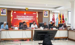 Gelar FGD, KPU Riau dan Unri Kaji Strategi Pendidikan Pemilih yang Relevan dengan Gen Z